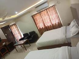 Hotel Rajwada Palace