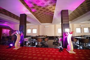 Hotel Rajwada Palace