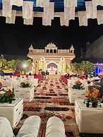 Hotel Rajwada Palace