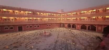 Hotel Rajwada Palace