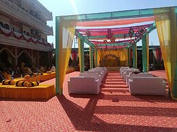 Hotel Rajwada Palace