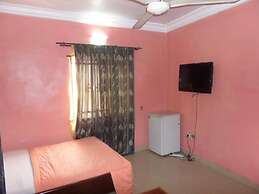 Hardrock Hotel and Suites Ltd