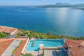 Casa Emozione With Shared Pool