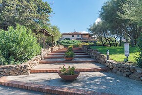 Casa Emozione With Shared Pool