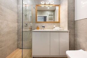 Flatbook City Center SPA Apartments