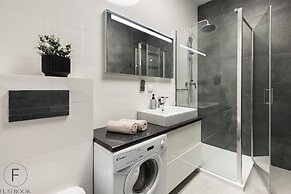 Flatbook City Center SPA Apartments