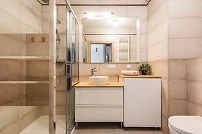 Flatbook City Center SPA Apartments