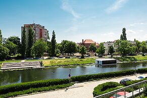 Flatbook City Center SPA Apartments