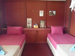 OK2 Mamajim Bungalows