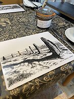 Royal Oak Guest House