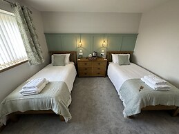 Royal Oak Guest House