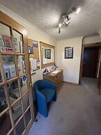 Royal Oak Guest House