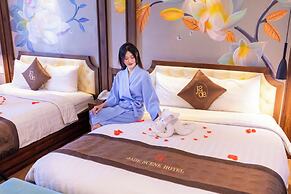 Jade Scene Hotel