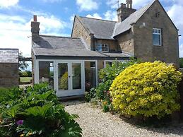 Unique Countryside Cottage Close to Sunderland