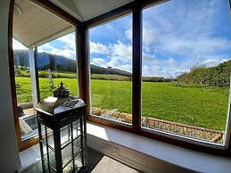 Unique Countryside Cottage Close to Sunderland