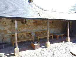 Unique Countryside Cottage Close to Sunderland