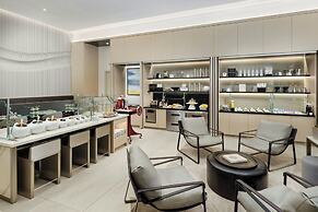 AC Hotel St. Petersburg Downtown