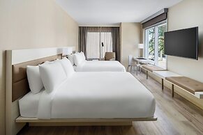 AC Hotel St. Petersburg Downtown