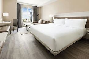 AC Hotel St. Petersburg Downtown