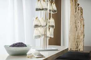 AC Hotel St. Petersburg Downtown