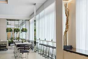 AC Hotel St. Petersburg Downtown