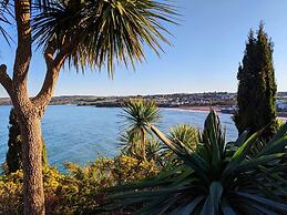 English Riviera Coastal Holiday Home in Devon UK