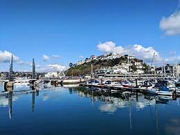 English Riviera Coastal Holiday Home in Devon UK