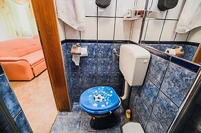 Holiday Home Vesna with Sauna