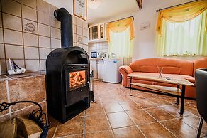Holiday Home Vesna with Sauna