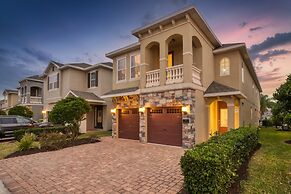 Wonderland Home W/private Pool Near Disney 5 Bedroom Home by Redawning