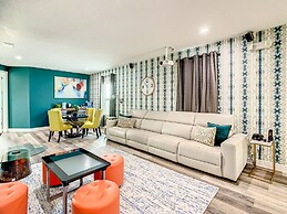 Wonderland Home W/private Pool Near Disney 5 Bedroom Home by Redawning