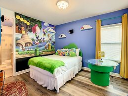 Wonderland Home W/private Pool Near Disney 5 Bedroom Home by Redawning