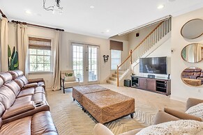 Star Wars & Mickey Themed 5 Bedroom Home by Disney 5 Home by Redawning