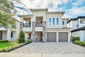 Extravagant Bear's Den Private Pool Villa By Disney 5 Bedroom Home by 