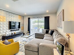 Retro Game Room Private Pool Home By Disney 7 Bedroom Home by RedAwnin