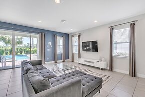 Modern Private Pool 4 Bedroom Home by Disney 4 Home by RedAwning