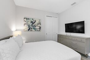 Modern Private Pool 4 Bedroom Home by Disney 4 Home by RedAwning