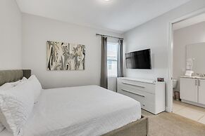 Modern Private Pool 4 Bedroom Home by Disney 4 Home by RedAwning