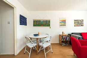 Bright & Cosy Studio Close to Central London
