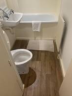 Bright & Cosy Studio Close to Central London