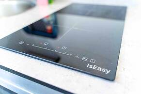 Cosy Ensuite Style Studio Close to University!