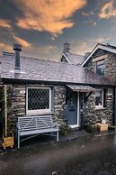 The Annex - Windermere Escape for Two