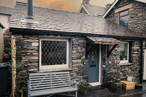 The Annex - Windermere Escape for Two