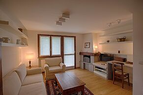 JOIVY Lovely Apt W/Mountain View And Parking In Courmayeur