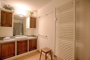 JOIVY Lovely Apt W/Mountain View And Parking In Courmayeur