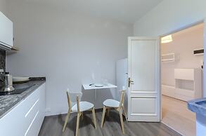 JOIVY Bright 2Br Apt Right Next To The Waterfront