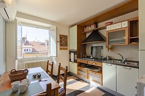 JOIVY Cosy Apt For 6 In An Ancient Pirate Watchtower