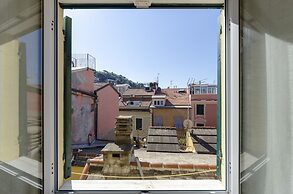 JOIVY Cosy Apt For 6 In An Ancient Pirate Watchtower