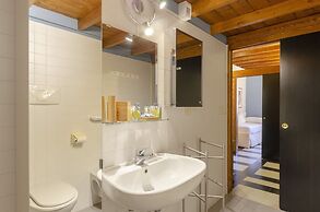 JOIVY Cosy Apt For 6 In An Ancient Pirate Watchtower