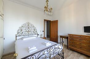 JOIVY Front Sea Apt With Big Terrace In Chiavari